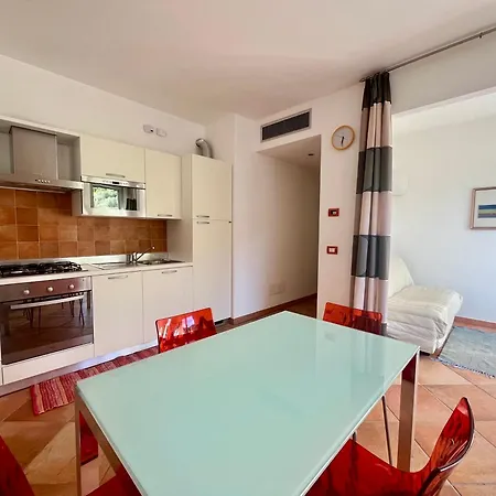 Glicine Residenza Prealba Con Posto Auto Διαμέρισμα *