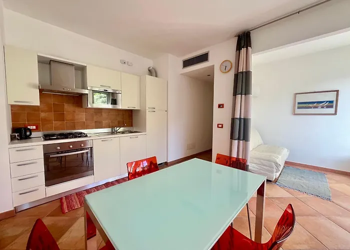 Glicine Residenza Prealba Con Posto Auto דירה *