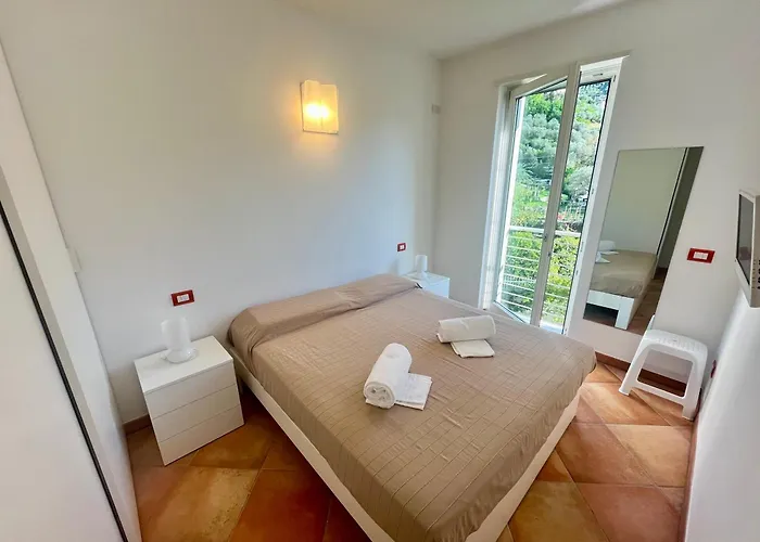 Glicine Residenza Prealba Con Posto Auto Daire